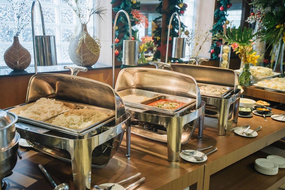 Best Western Antel Spa Hotel Suites Макати Экстерьер фото