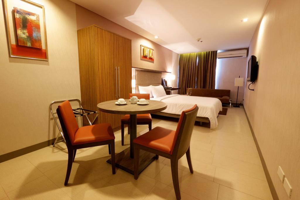 Best Western Antel Spa Hotel Suites Макати Номер фото