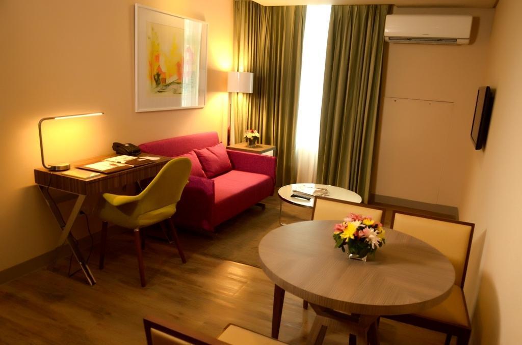 Best Western Antel Spa Hotel Suites Макати Номер фото