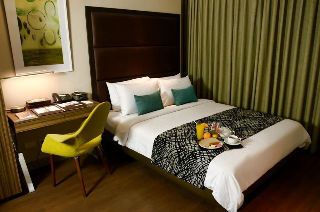 Best Western Antel Spa Hotel Suites Макати Экстерьер фото