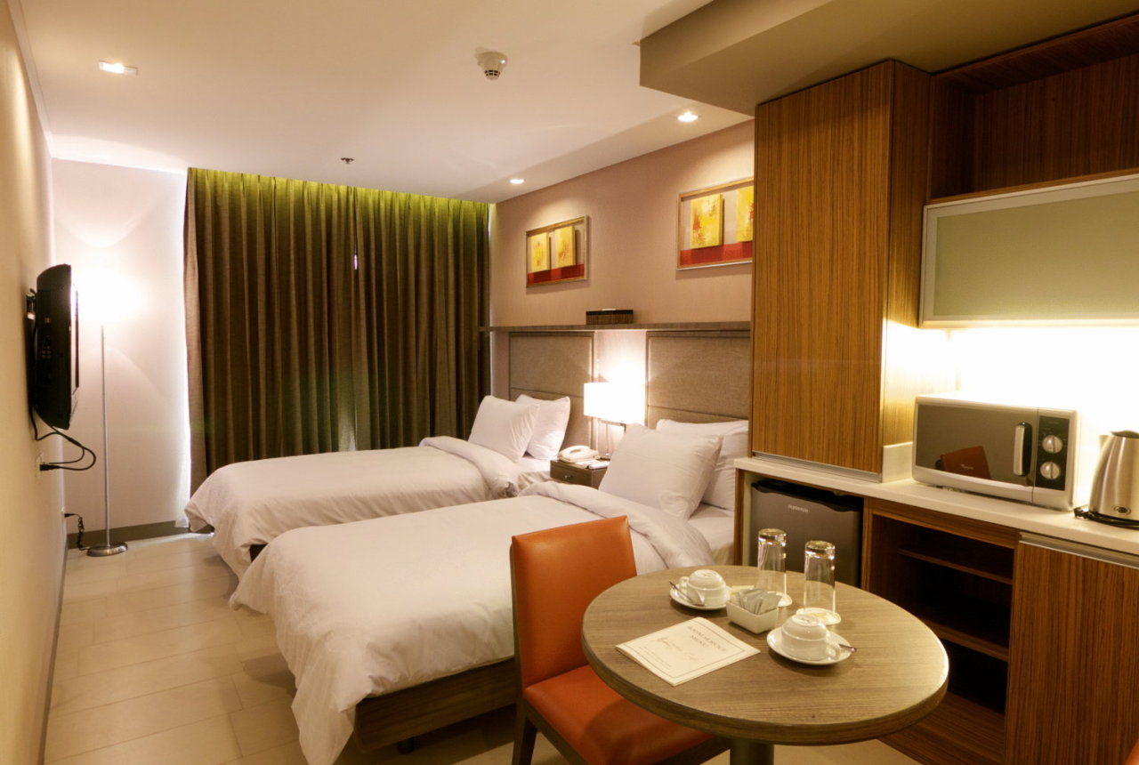 Best Western Antel Spa Hotel Suites Макати Номер фото