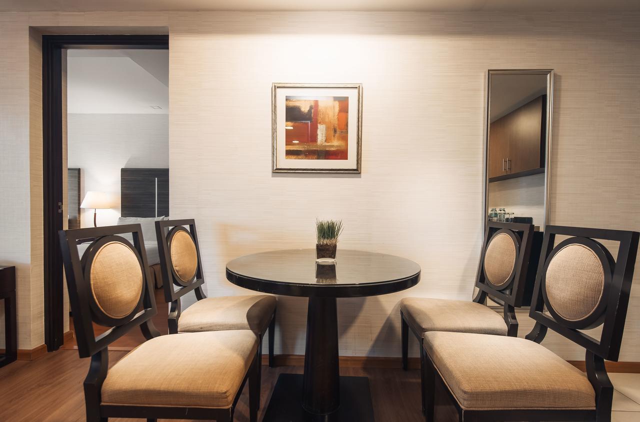 Best Western Antel Spa Hotel Suites Макати Экстерьер фото